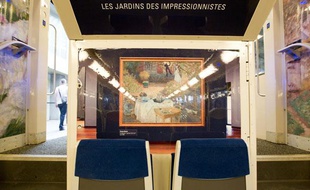 Paris, le 18 juin 2013. Inauguration du train impressionniste. La SNCF et le Musee d'Orsay ont redécoré un Transilien avec des tableaux de maitres impressionnistes