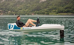 Enseignant-chercheur à l’université Savoie-Mont-Blanc, Christophe Déprès a testé à de nombreuses reprises le JetCycle.