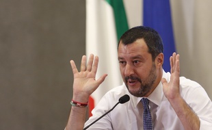 Matteo Salvini a annoncé ce vendredi que les ports italiens seraient fermés aux ONG tout l'été.