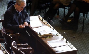 Le maire UMP du Ve arrondissement, Jean Tiberi, s'est dit mardi "choqué et scandalisé" par les propos de Nathalie Kosciusko-Morizet, qui s'oppose à ce qu'il soit à nouveau candidat à la mairie du Ve en mars 2014.