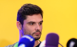 Florent Manaudou annonce son retour lors d'une conférence de presse, le 25 mars 2019 à Paris.