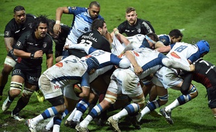 Castres et ses avants ont dominé le Stade Toulousain le 2 décembre 2017 au stade Ernest-Wallon.
