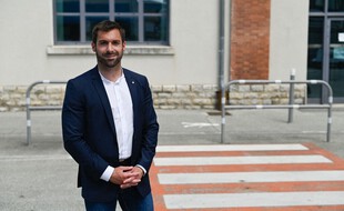 Julien Odoul, candidat tête de liste du RN en Bourgogne-Franche-Comté, est dans la tourmente après avoir moqué le suicide d'un agriculteur