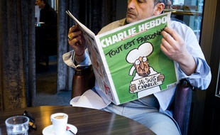 Un lecteur découvre le «Charlie Hebdo» du 14 janvier 2015