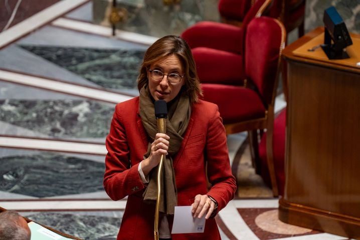 La ministre des Comptes publics Amélie de Montchalin n'est pas favorable à l'amendement défiscalisant les pensions alimentaires des personnes bénéficiaires. 