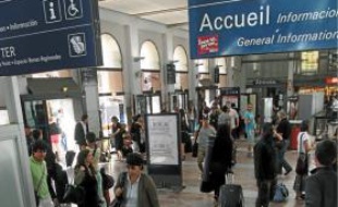 Le débat s'est invité lundi en gare de Montpellier.