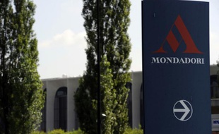 Le siège de l'éditeur Mondadori, à Milan, le 9 juillet 2011