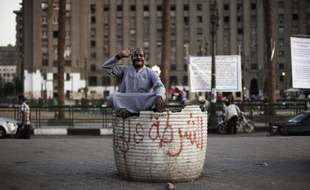 L'état d'urgence imposé en 1981 en Egypte a été levé jeudi à son expiration, a annoncé l'armée au pouvoir depuis la chute du président Hosni Moubarak en février 2011, en promettant de continuer à "protéger" la nation.