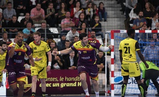 Le pivot du HBC Nantes Nicolas Tournat.