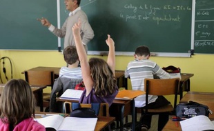 L'académie de Lille sera pour ses collèges et ses lycées, comme pour ses écoles primaires, la plus touchée du pays par les 14.000 suppressions de postes prévues dans l'Education nationale à la rentrée 2012, selon un document ministériel dont l'AFP au eu copie samedi.