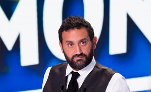 Cyril Hanouna présente «Touche pas à mon poste» sur C8.