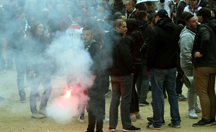 Des supporters de l'OL à Barcelone, avant le 8e de finale retour de Ligue des champions, le 13 mars 2019.