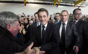 Trop tardif, trop libéral: les éditorialistes doutent de l'efficacité du sommet social et suspectent Nicolas Sarkozy, taxé de "candidat flingueur", de dangereuses manoeuvres électoralistes, mercredi.