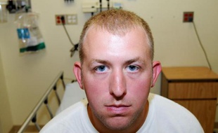 Photo fournie le 24 novembre 2014 par les autorités américaines du policier Darren Wilson