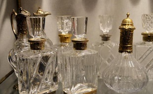 Le groupe Interparfums, spécialisé dans la conception et la distribution de parfums sous licences, va racheter Rochas à son propriétaire américain Procter & Gamble