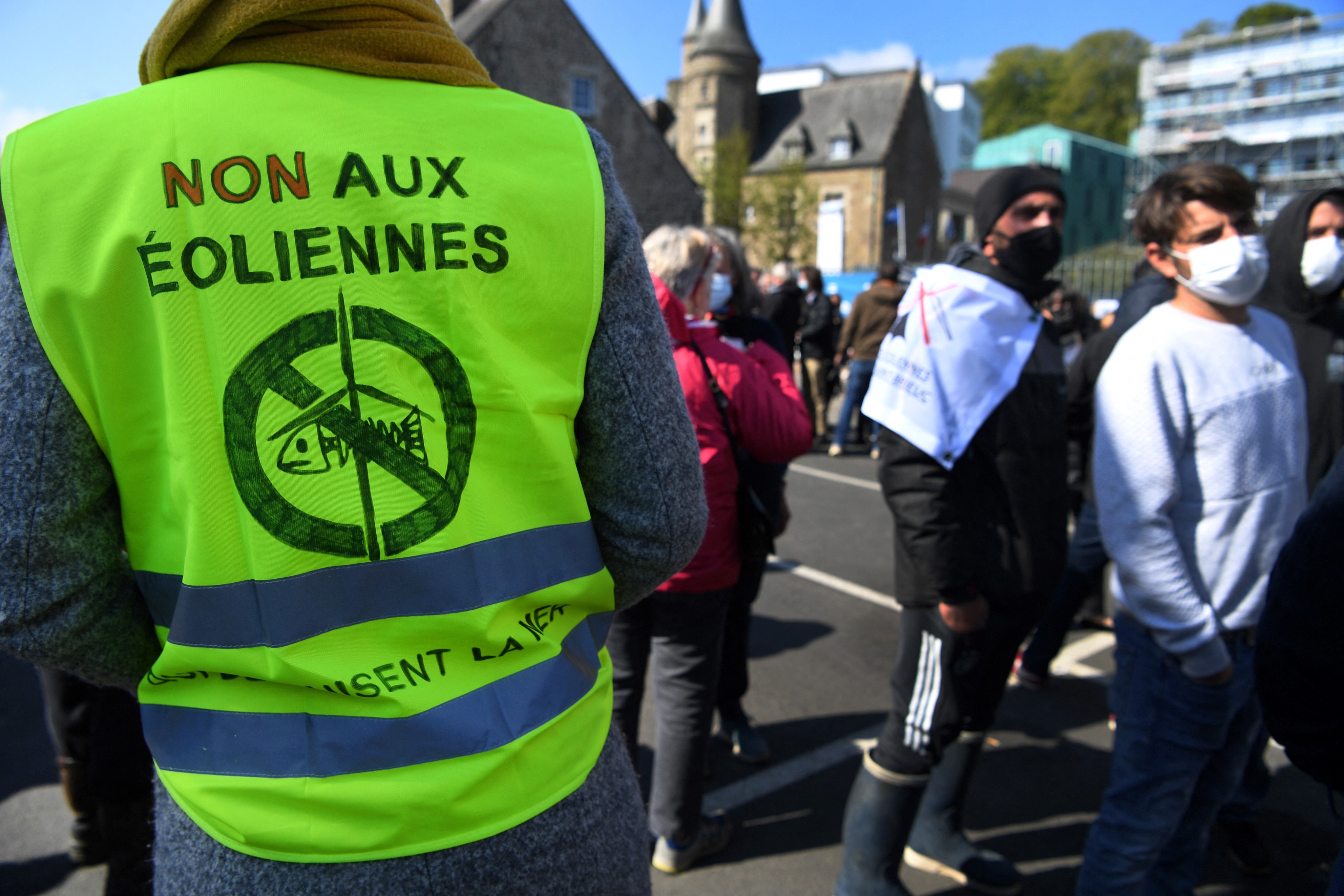 Les pêcheurs sont vent debout contre un projet de parc éolien en baie de Saint-Brieuc.