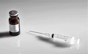 Utilisés comme adjuvants depuis 1926, les sels d'aluminium sont indispensables dans les vaccins très purifiés.
