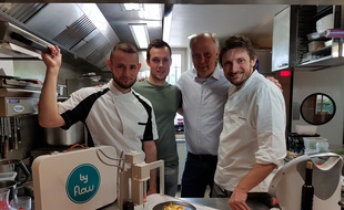 Sylvain Joffre, du restaurant "En pleine nature" a réalisé cette tarte au citron meringuée en collaboration avec Fritz Hoff du FabLab Maastricht