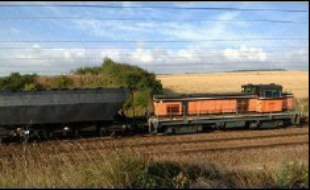 La situation "catastrophique" des activités de transport de marchandises (fret) de la SNCF est au centre des inquiétudes des six syndicats de cheminots qui appellent à une grève nationale mercredi en dénonçant par ailleurs la détérioration du dialogue social.