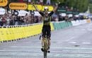 Van Aert dompte Montmartre et Pogacar, le Slovène remporte le Tour pour la 4e fois