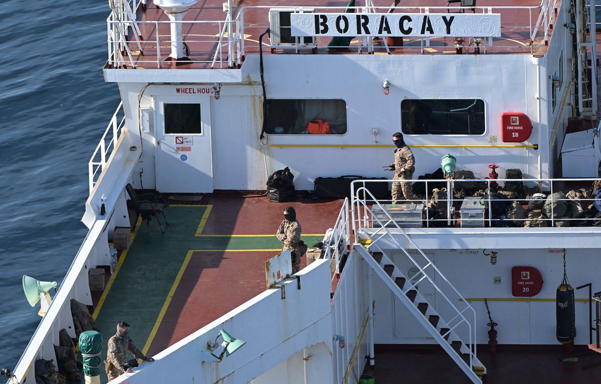 Pétrolier fantôme russe : Garde à vue prolongée pour les deux marins du « Boracay »
