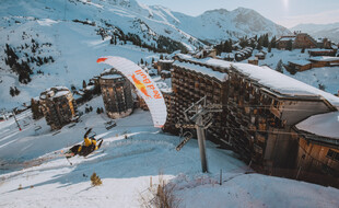 Valentin Delluc a survolé à de nombreuses reprises la station d'Avoriaz 1800, le mois dernier, pour son nouveau projet vidéo.