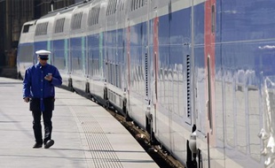 Un quai de gare à Marseille le 2 février 2010, à quelques heures de la grève des cheminots de la SNCF.