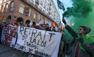 Strasbourg le 17 mars 2016. manifestation contre le projet de loi du travail.