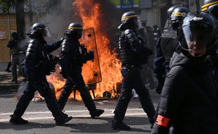 Des affrontements entre CRS et black blocks avaient eu lieu durant la manifestation du 1er mai 2019 à Paris