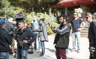 Sur le tournage de «Camping Paradis», avec Laurent Ournac.