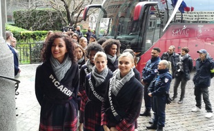 Arrivée des candidates à Miss France 2019 à l'hôtel de ville de Lille.