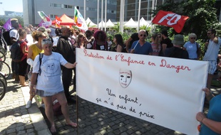 Manifestation des professionnels de la protection de l'enfance à Nantes, le 28 juin 2018