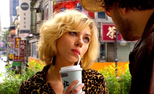 Scarlett Johansson dans Lucy