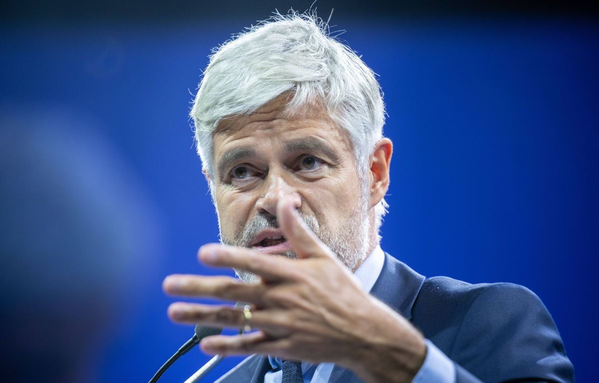 Immigration : Laurent Wauquiez signe une pétition de Philippe de Villiers pour exiger un référendum
