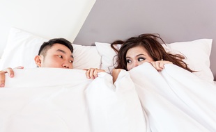Le sommeil peut devenir une source de conflit dans le couple (illustration).