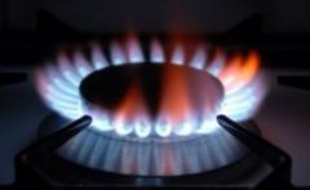 Les tarifs réglementés du gaz naturel vont baisser de 11,3% au 1er avril, ont annoncé vendredi le ministre de l'Écologie Jean-Louis Borloo et la ministre de l'Economie Christine Lagarde dans un communiqué commun.