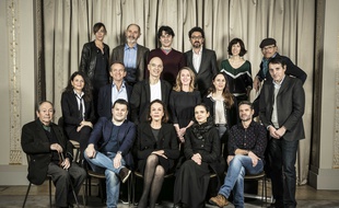 Les meilleurs vendeurs de romans selon L'Express : au 1er rang, de g. à dr. : Jean-Claude Grumberg, Guillaume Musso, Catherine Nay, Amélie Nothomb, Franck Bouysse. Au 2e rang, de g. à dr. : Karine Tuil, Frédéric Saldmann, Bernard Werber, Aurélie Valognes, Victoria Mas, Jérôme Fourquet. Debout, de g. à dr. : Agnès Martin-Lugand, Christophe André, Laurent Binet, David Foenkinos, Laetitia Colombani, Sylvain Tesson.