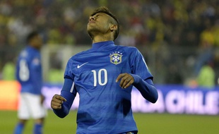 Neymar lors du match entre le Brésil et la Colombie le 17 juin 2015.