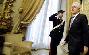Le gouvernement italien a remporté vendredi un vote de confiance qui ouvre la voie à un premier feu vert des députés à son plan d'austérité destiné à mettre le pays à l'abri de la crise de la dette, au moment où il s'apprête à entrer en récession comme le reste de la zone euro