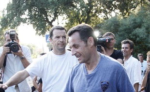 2008 : le Président Nicolas Sarkozy fait son jogging en compagnie de journalistes.