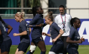 Les Bleues s'entraînent au Havre avant France-Brésil en 8es.
