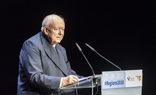 Jean-Claude Gaudin est critiqué de toute part.