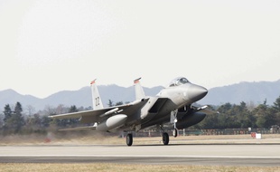 Un avion de combat F-15 américain s'est abîmé en mer, au sud du Japon, lundi 11 juin 2018. (Illustration)