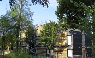 Les travaux du centre d'hébergement d'urgence en lisière du bois de Boulogne s'achèveront début novembre.