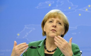 La chancelière allemande Angela Merkel recevra mardi, en même temps, les responsables des organisations économiques internationales, OCDE, Banque Mondiale, FMI, OMC et Organisation internationale du travail, a annoncé vendredi son porte-parole.