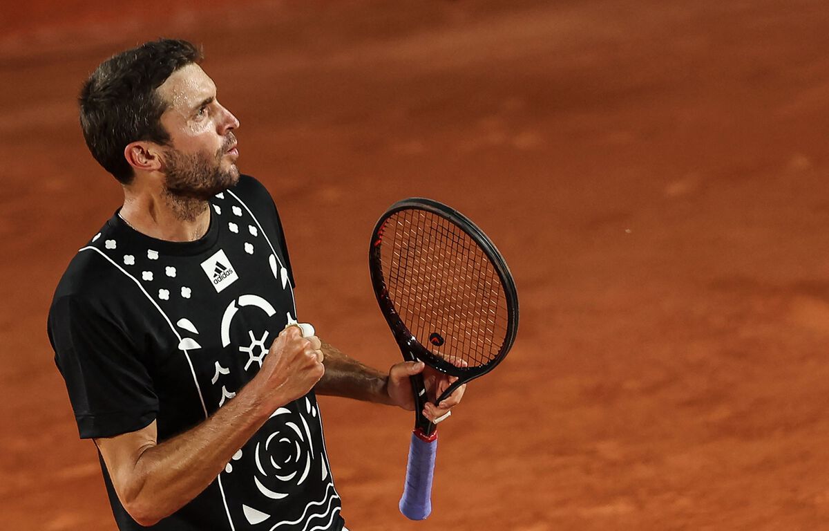 Inspired by his friend Tsonga, Gilles Simon creates the feat and postpones his farewell