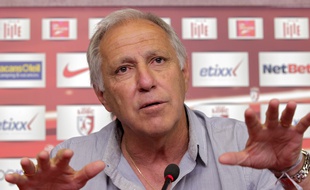 Camphin-en-Pevele, le 1er juillet 2014. Conference de presse de reprise du LOSC au centre d'entrainement du domaine de Luchin. Ici, l'entraineur Rene Girard.