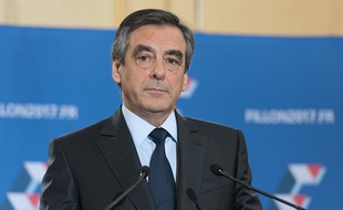 François Fillon, candidat de la droite et du centre à la présidentielle