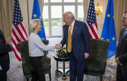 L’UE suspend ses mesures de riposte après l’accord commercial avec Trump