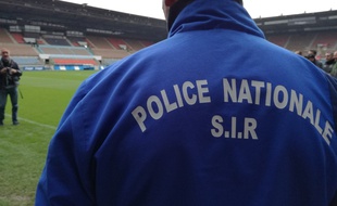 Les onze policiers strasbourgeois de la nouvelle section d'intervention rapide ont disposé d'une formation de trois jours au stade de la Meinau en ce début du mois de novembre, un mois avant leur première intervention probable.
